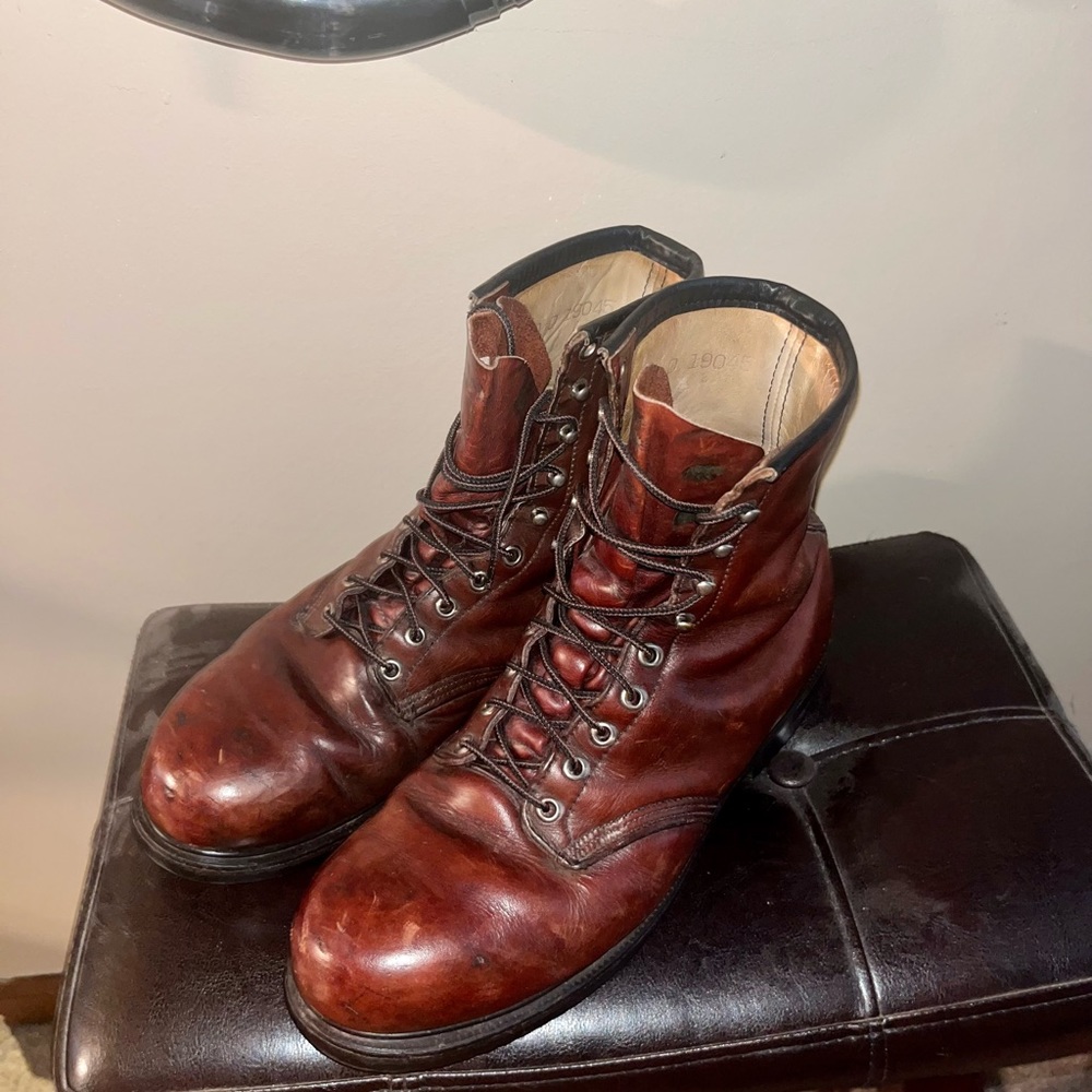 Red Wing 19045 OroLegacy Moc Toe 8" Mens Heritage Boots w/VIBRAM Lug Sole 10D